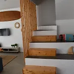 Hostal Surf House & Surf School