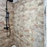 Surf House & Surf School Hostal *