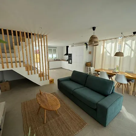 Hostal Surf House & School Only Surf *
