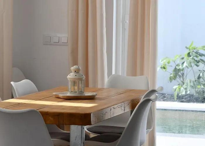 Surf House & Surf School Corralejo