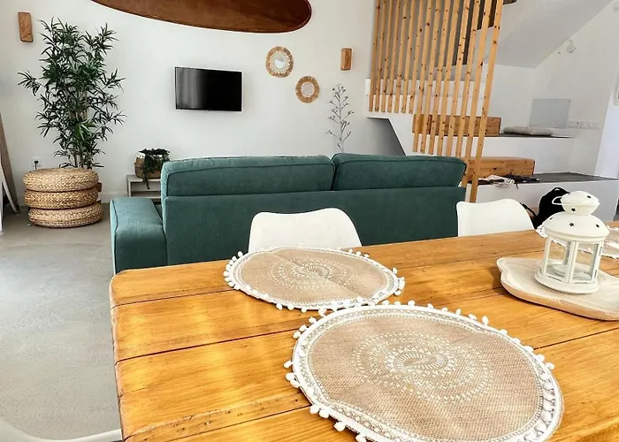 Surf House & Surf School *