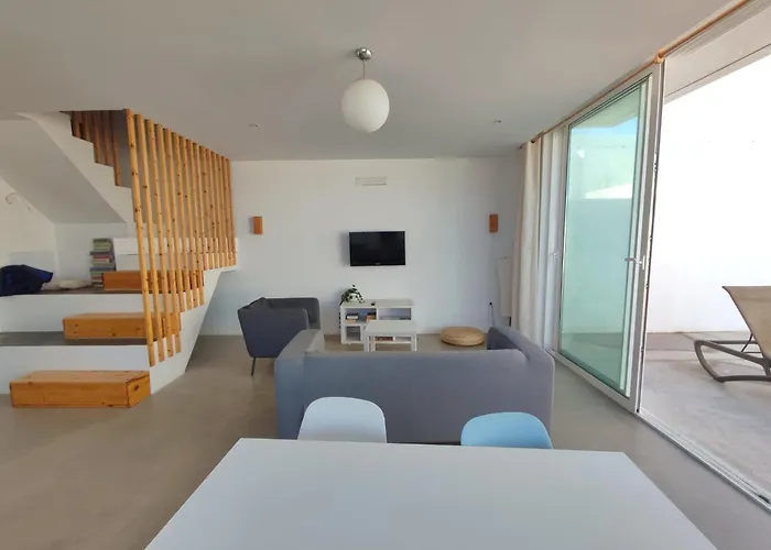 Surf House & Surf School Hostal *