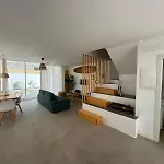 Surf House & Surf School Hostel *